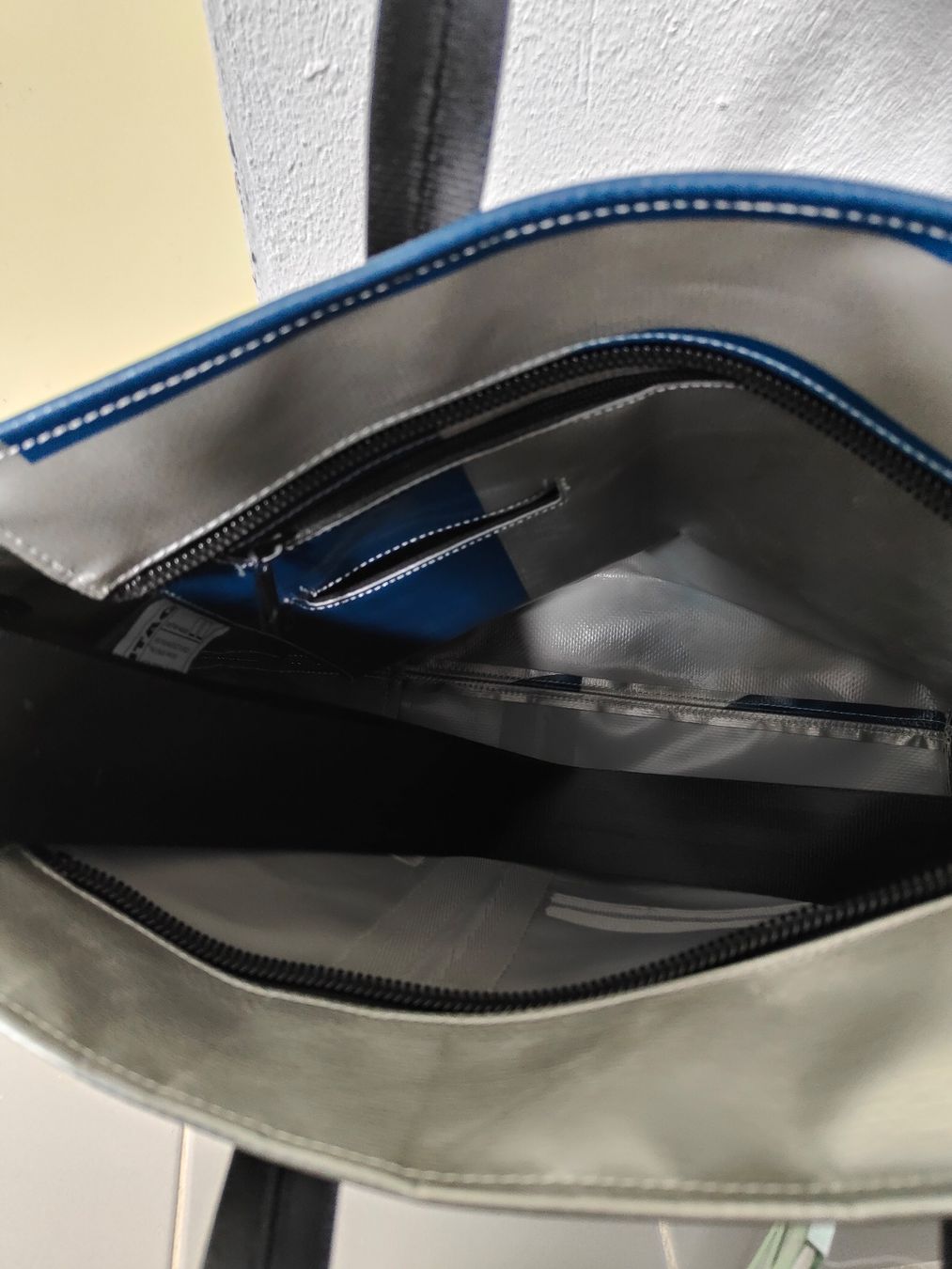 Freitag Borse: Freitagtasche Bob F203 – Nuovo (secondo la descrizione) da Winterthur venduto da 1rainbow54 2