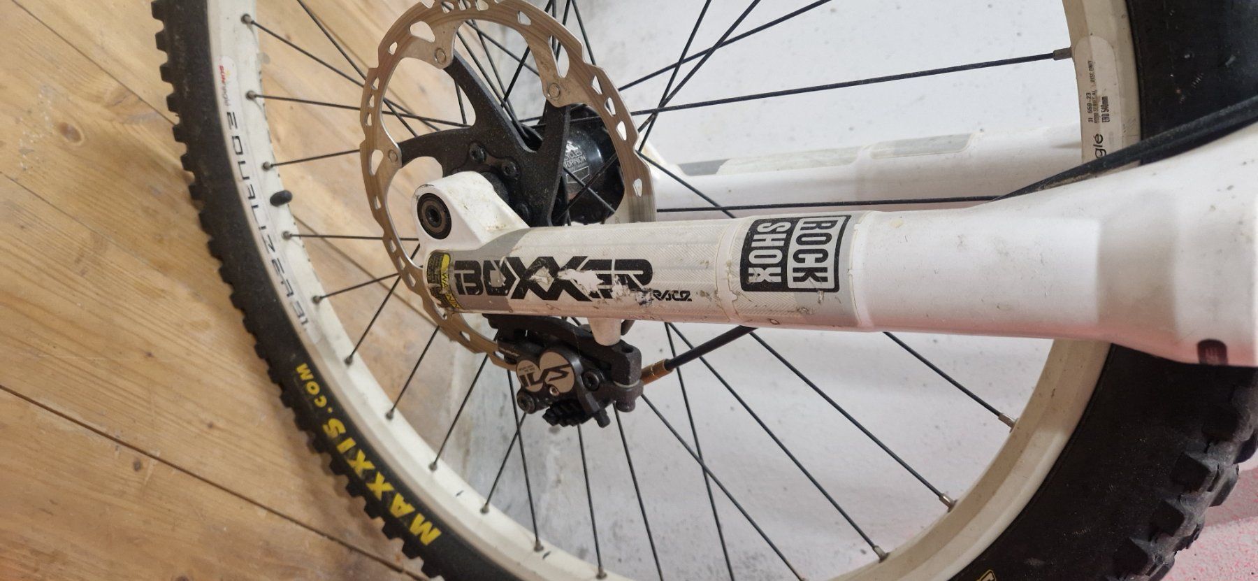 Commencal Biciclette: Downhill Bike Commencal – Usato da Murg venduto da mar_t7qy 5