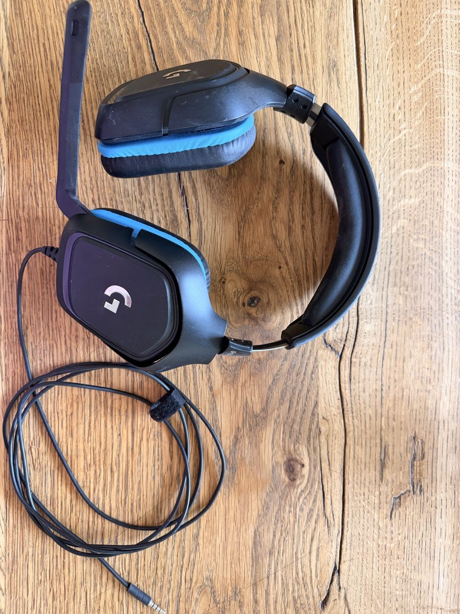 Logitech Kopfhörer: Logitech Headset  – Gebraucht aus Belp von sch_xp5g
