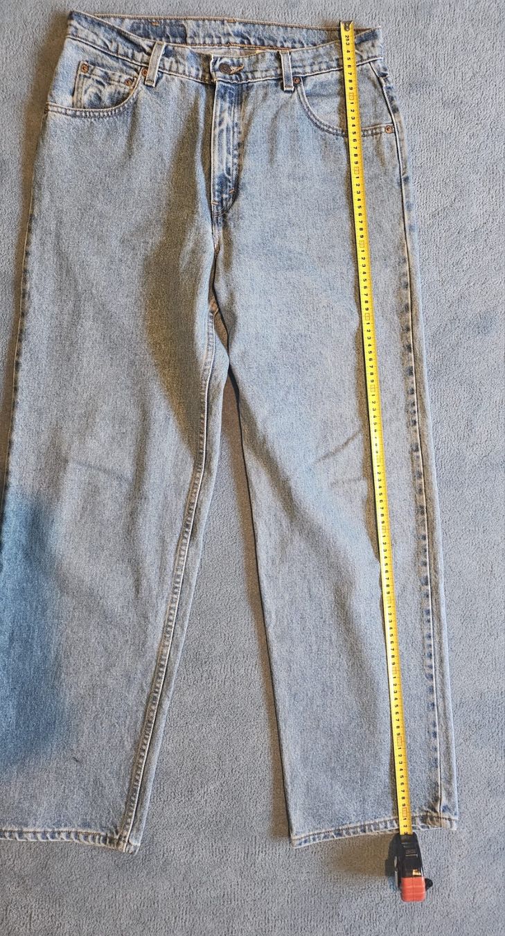 Jeans: 565 Levis Wide Leg – Usato da Allschwil venduto da Kleiderarchiv 3