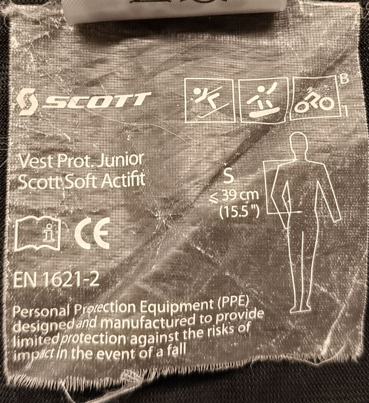Protezioni & Imbottiture: Scott Soft Actifit Rückenprotektor Junior Grösse S – Usato da Andwil SG venduto da voandwil 4