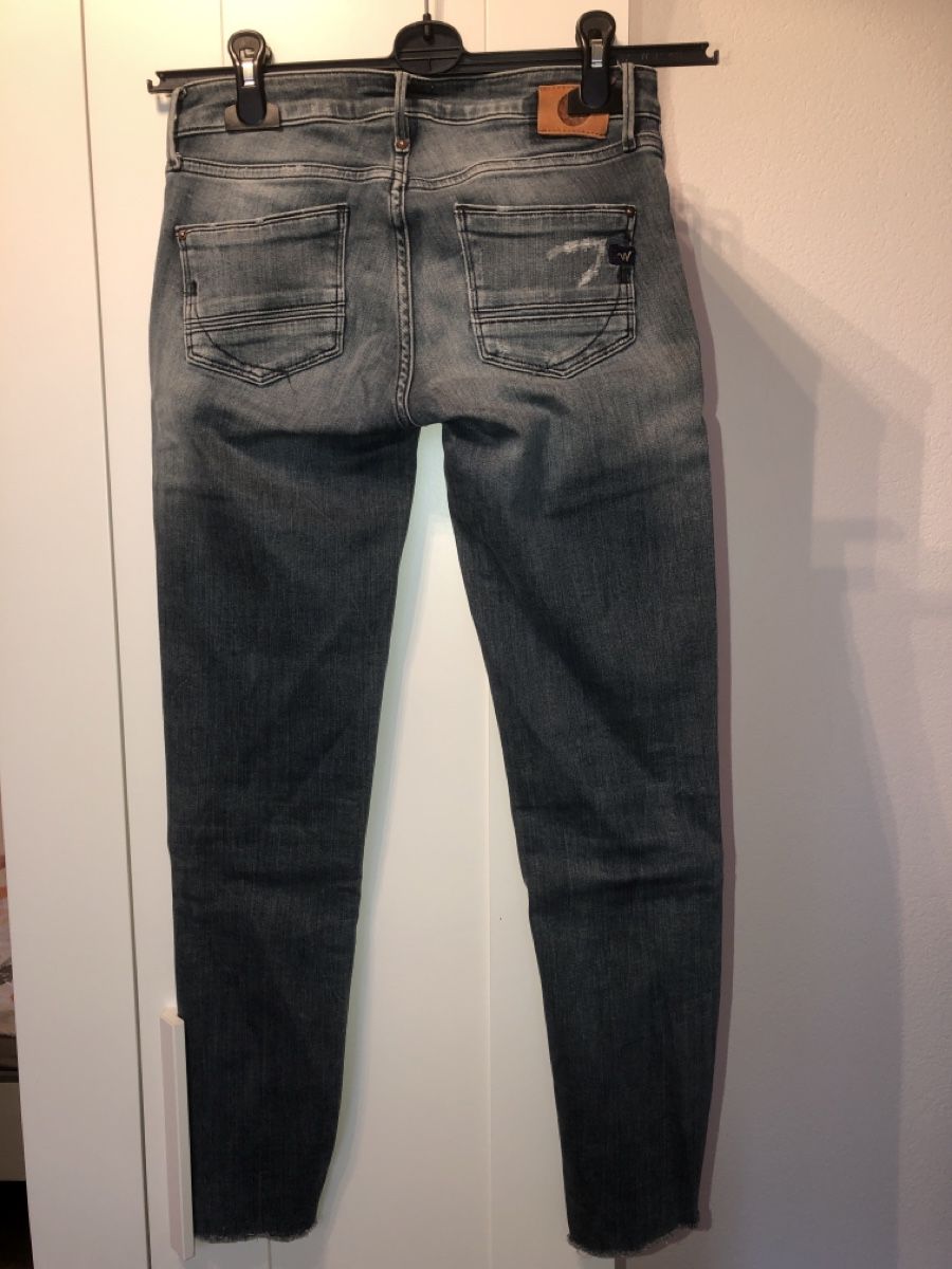 Jeans: Jeans Hose Gr. 25 – Usato da Balsthal venduto da Katzenfan99 1