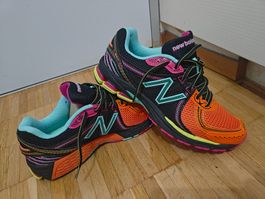 NEW BALANCE 860 (ML860XF) running sneaker US 12 / EUR 46.5