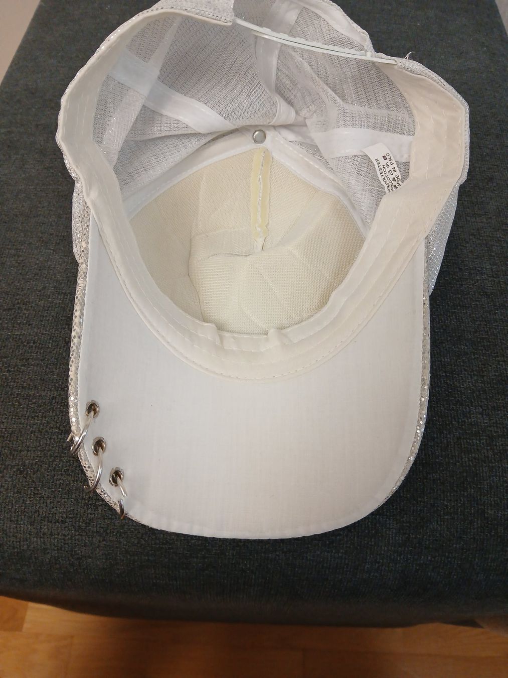 Hüte, Mützen & Caps: Casquette mit glitzer – Neu (gemäss Beschreibung) aus Glattbrugg von fin_66d8 2