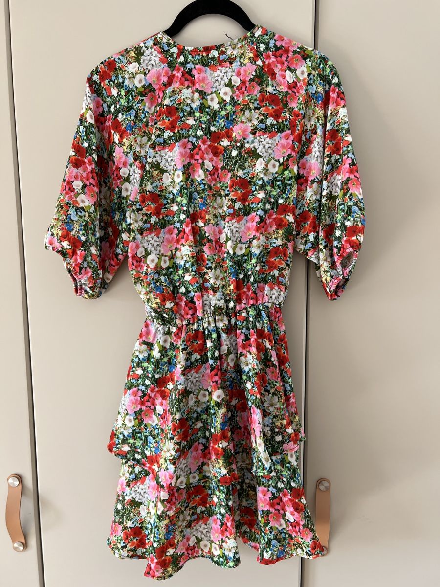 Vestiti: Flower print mini dress – Usato da Zollikon venduto da jud_cmm9 2