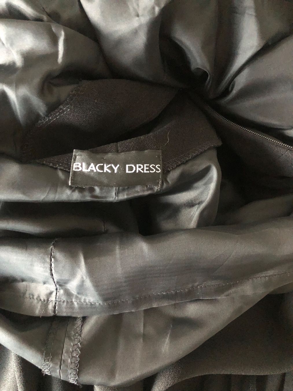 Kleider: Abendkleid Blacky dress Gr 36 – Gebraucht aus Zug von estarthyme 6
