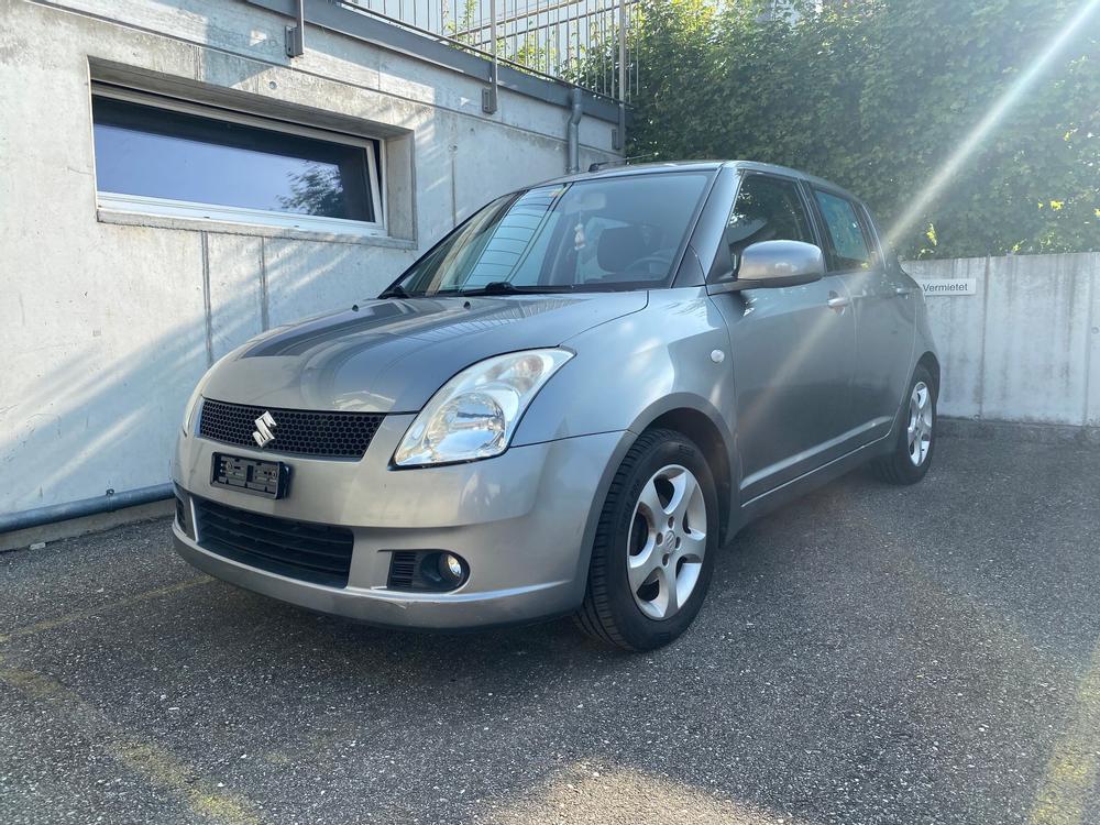 SUZUKI Swift 1.3i 16V GL Top