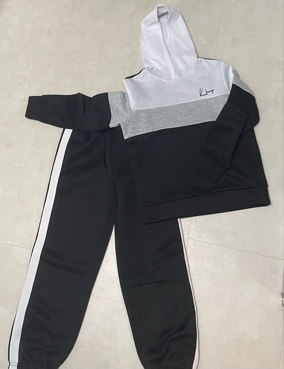 Ensembles: Trainingsanzug – Neuf (Voir description) à Gossau ZH par Lavinia07