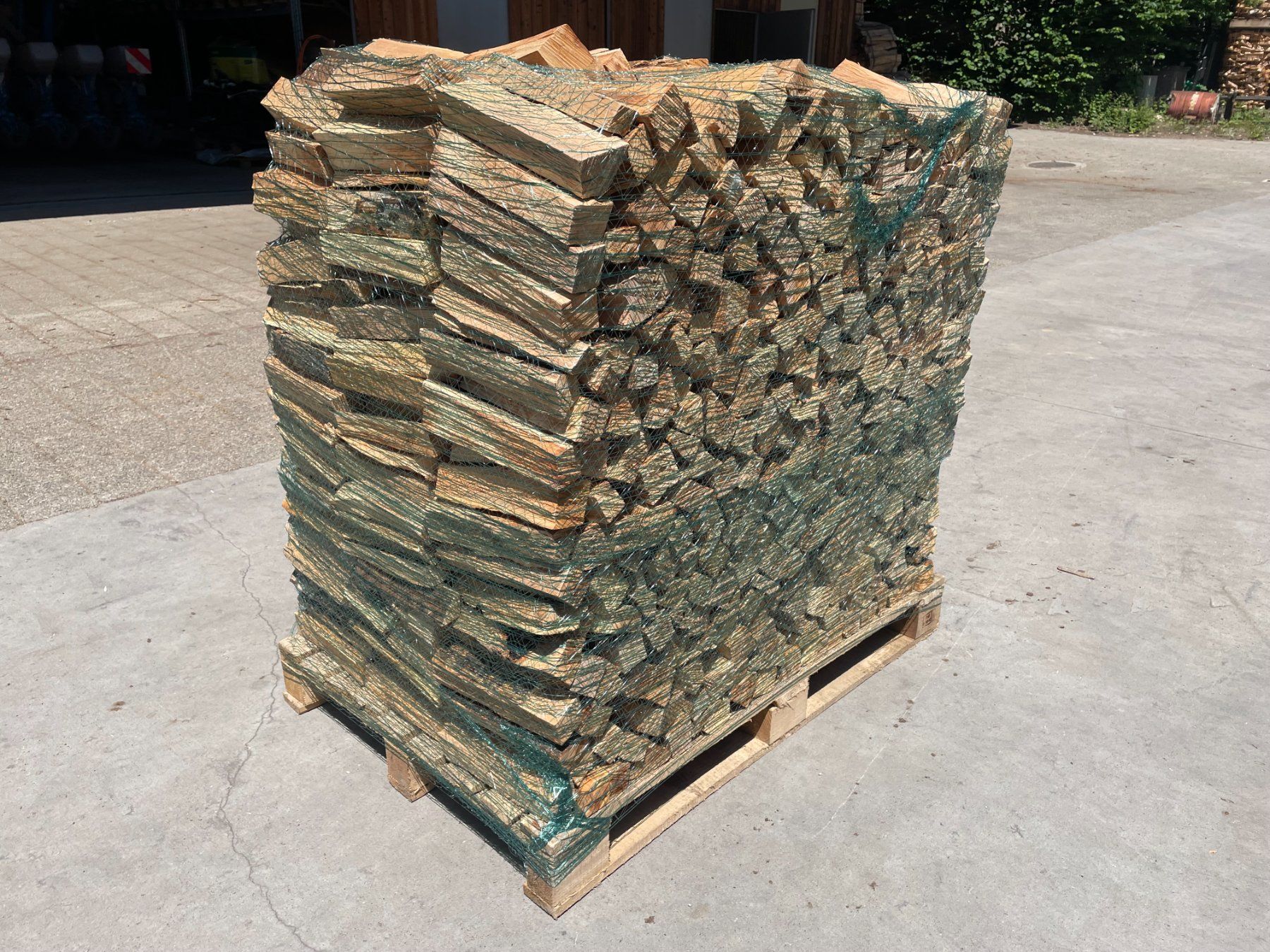 Articoli in legno: Brennholz Buche 25cm – Nuovo (secondo la descrizione) da Hallau venduto da Robi015