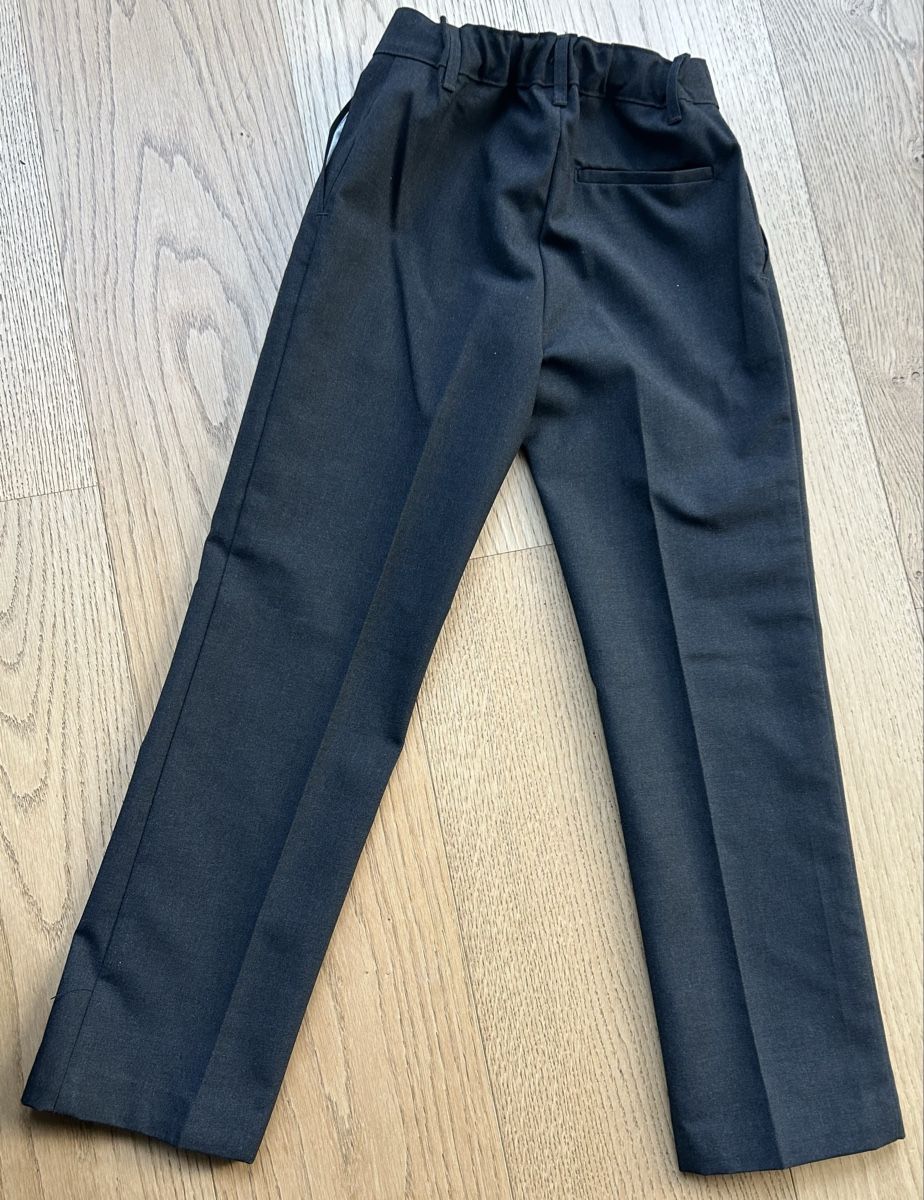 Pantaloni: M&S Anzugshose Gr. 134 – Nuovo (secondo la descrizione) da Rothrist venduto da szc_9dg5 2