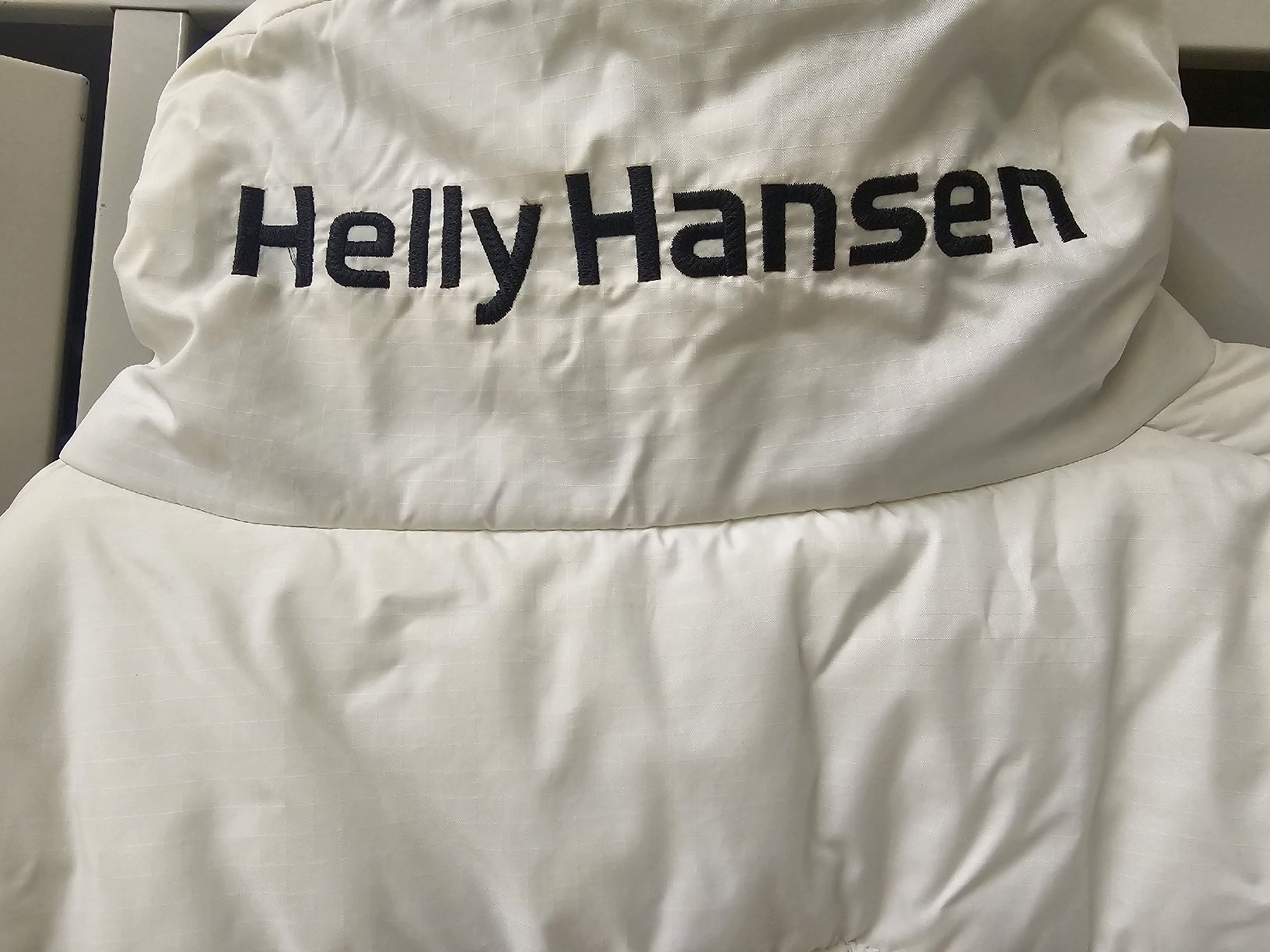 Helly Hansen Vestes: Helly Hansen – D'occasion à la neuveville par houeka 2