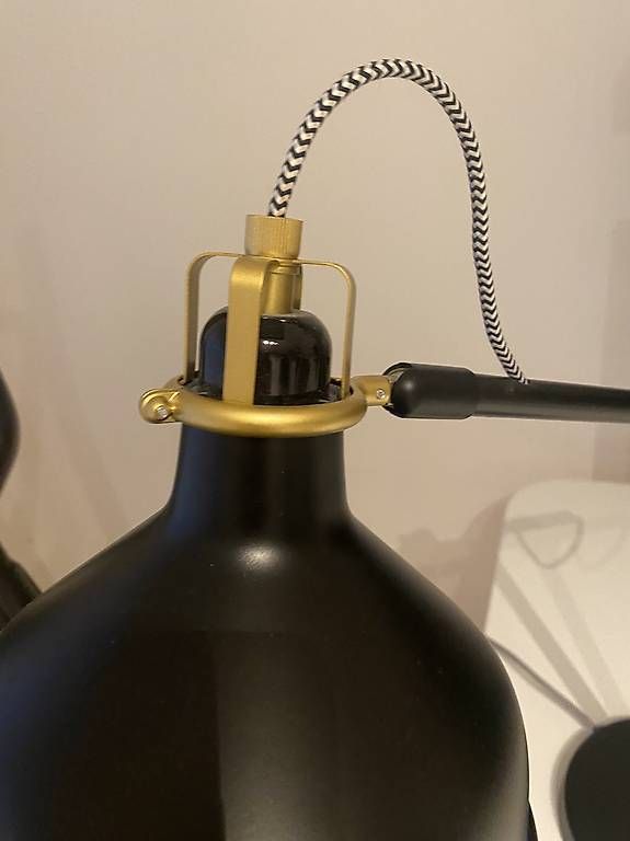 Ikea Lampade: Büro Tischlampe schwarz/gold – Usato da Männedorf venduto da nathi_o 4
