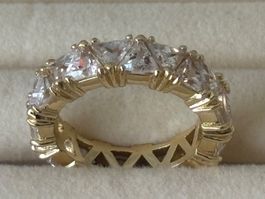 Luxus Elegante Ring Memoire Zirkonia 19/9 Goldfarben