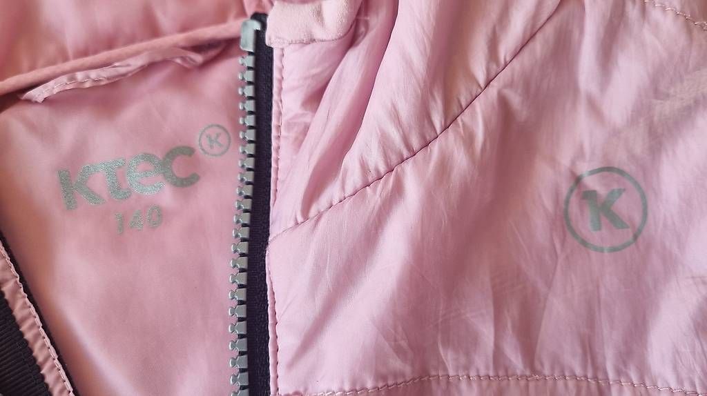 Giacche & Cappotti: Leichte Stepjacke Marke K-Tec Gr. 140 – Usato da St. Gallen venduto da Libelle99 3