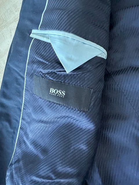 Hugo Boss Jacken: SARTORIA HUGO BOSS GIACCA  NUOVA – Gebraucht aus Davesco-Soragno von kappas 3