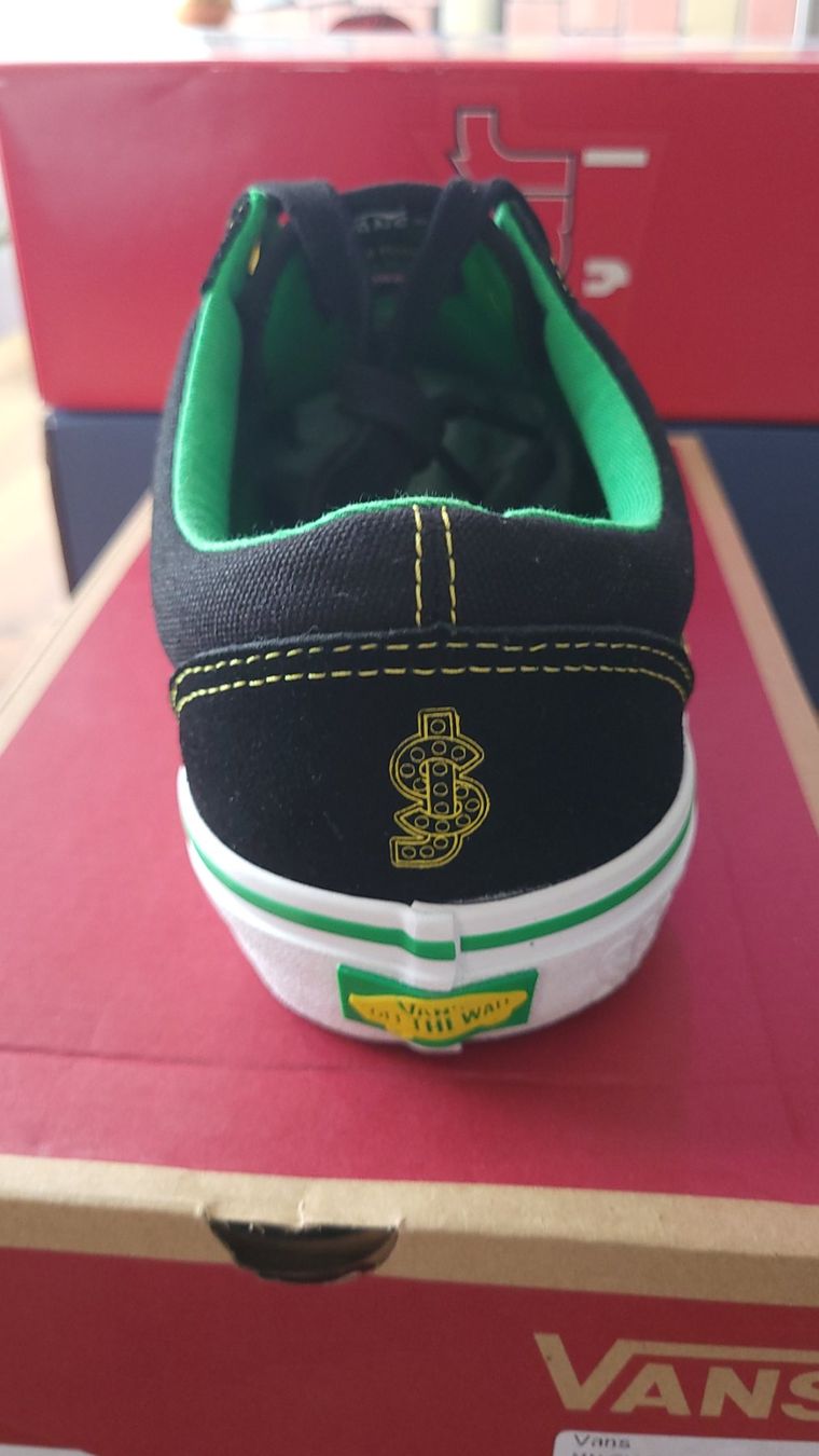 Vans Scarpe da uomo: Vans Shake Junt – Usato da Bern venduto da Sneakerheadz 3