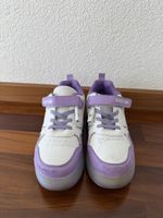 Turnschuhe mit Rollen Gr. 34