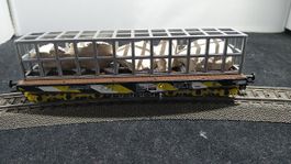 Märklin 4868 Schwerlastwagen mit Steinen beladen der ÖBB, H0