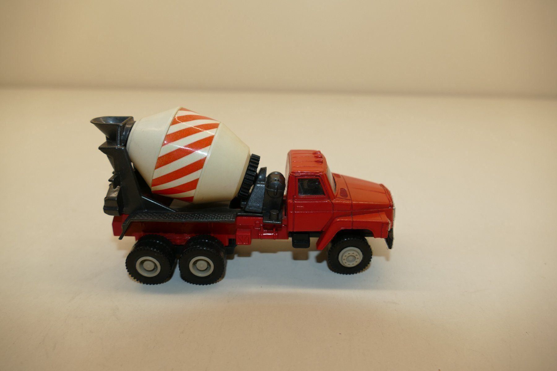 Modellini d'auto: M 1:70: Beton/Cement Mischer – Nuovo (secondo la descrizione) da Niederhasli venduto da rail-duerst 2