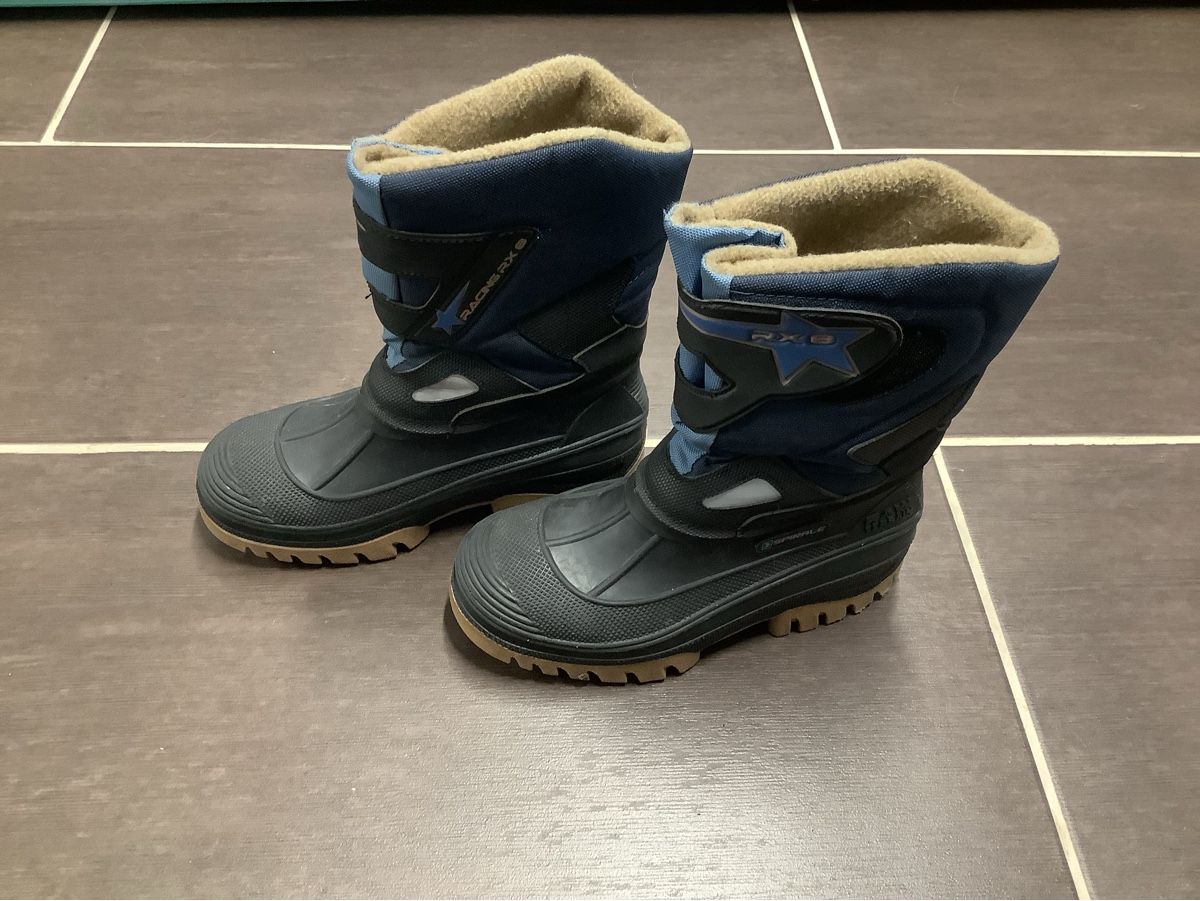 Scarpe per ragazzi: Winterstiefel Spirale Raw Terrain Gr.35 – Usato da Brugg AG venduto da Sweety_pie
