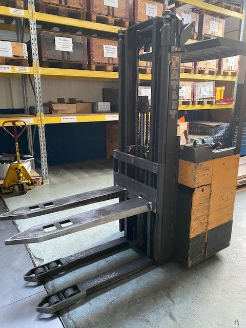 Carrelli elevatori e a forche: Elektrostapler ATLET – Usato da Reiden venduto da aidaramon