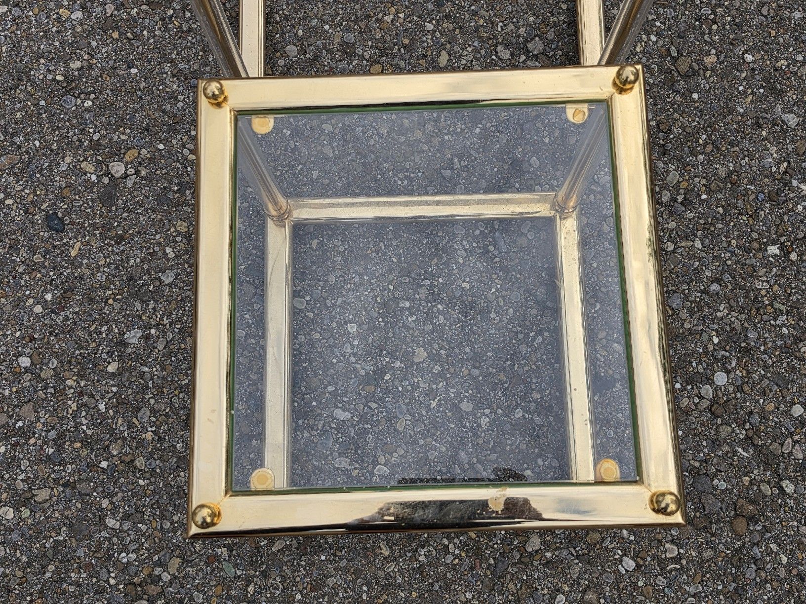 Set de table et chaises: Beistelltische Messing Glas 2er Set – D'occasion à Mettlen par elios0888 8