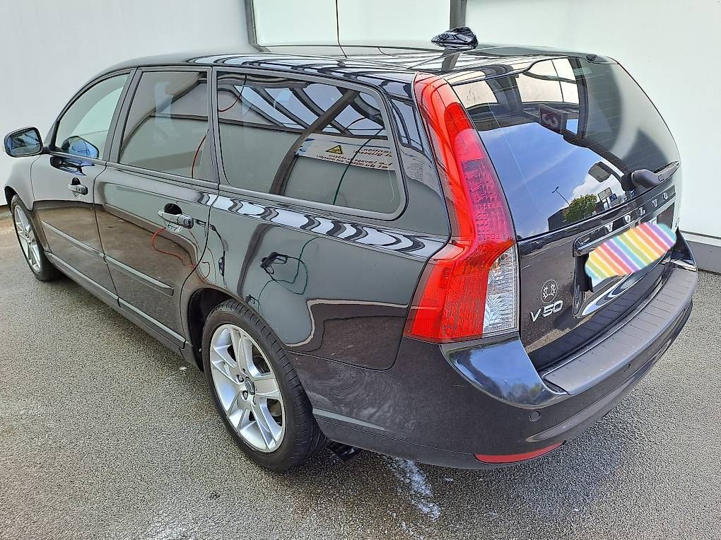 Autos: Volvo V50  2.0 D – Gebraucht aus Yverdon-les-Bains von bas_t6qk 2