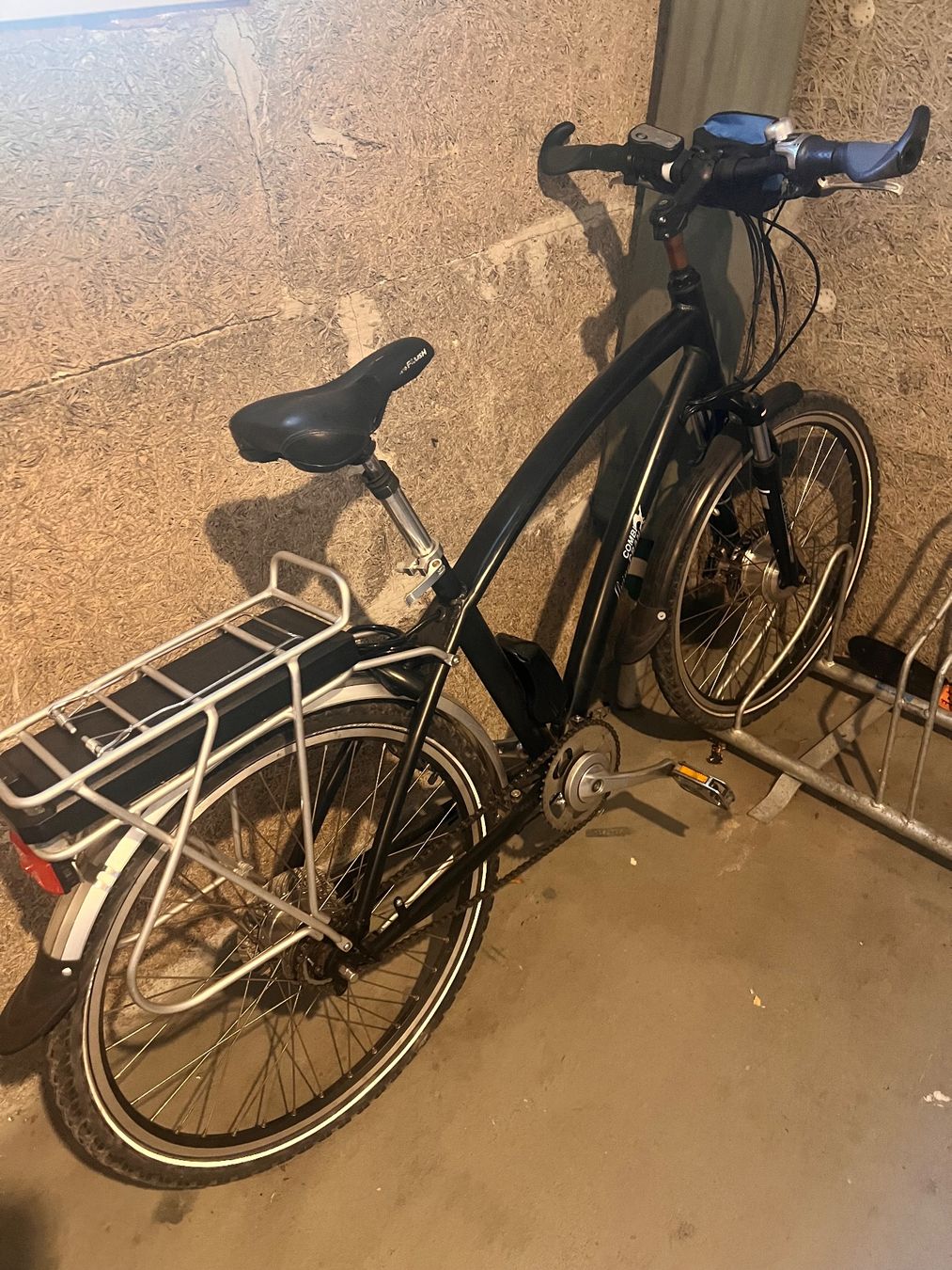 Vélos: E-Velo älteres Modell – D'occasion à Ebikon par Venus025