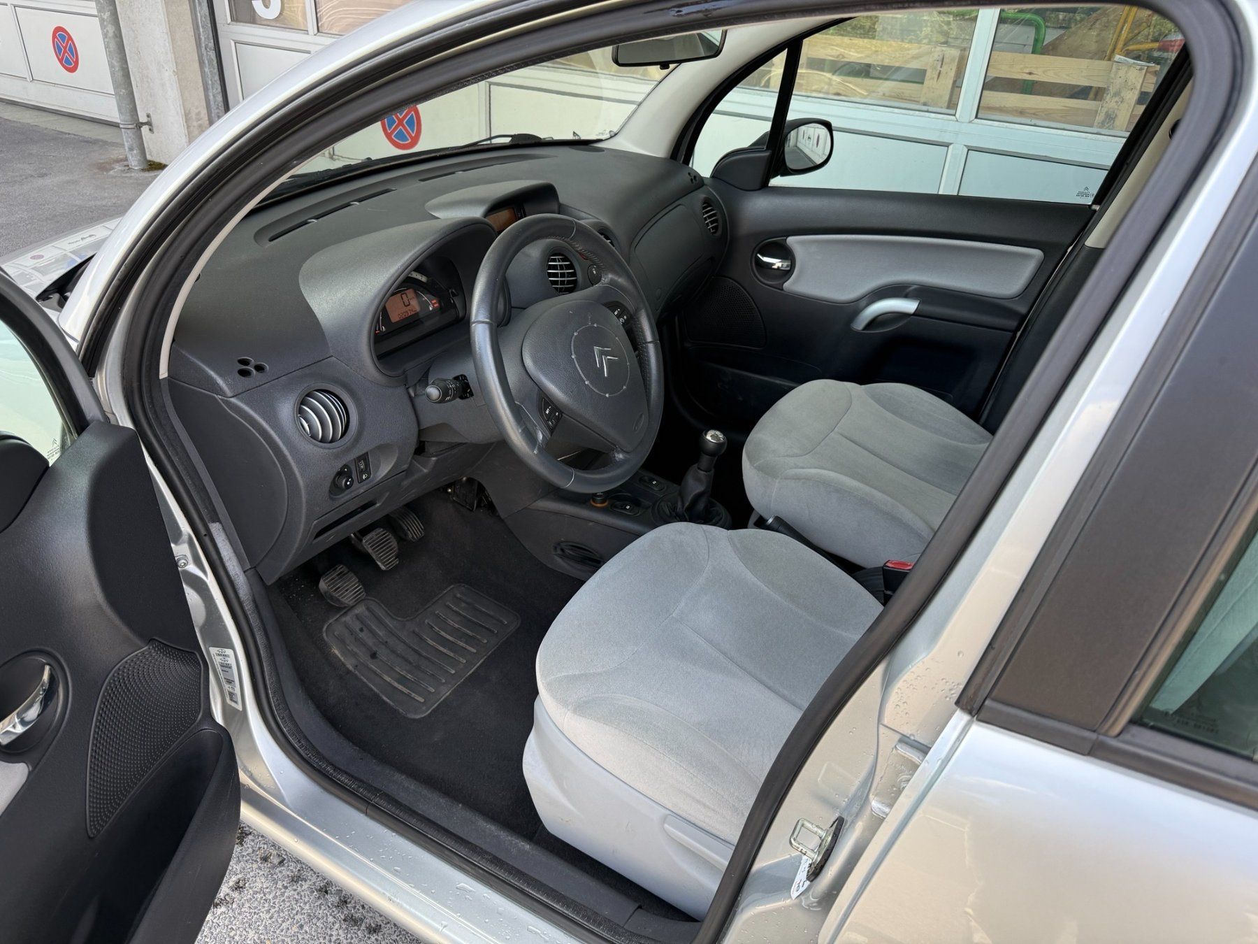 Citroën Automobili: Citroen C3 1.4i – Usato da Adliswil venduto da RuckstuhlAdliswil 4
