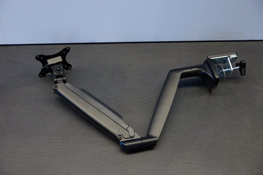 Kensington SmartFit Ergonomische, Korte, Enkele Monitorarm, Kantelt Tot 45 Graden, Zwenkt Tot 90 Graden, Draait 180 Graden, Tot 34 Inch Monitors, Zwart, K55411WW