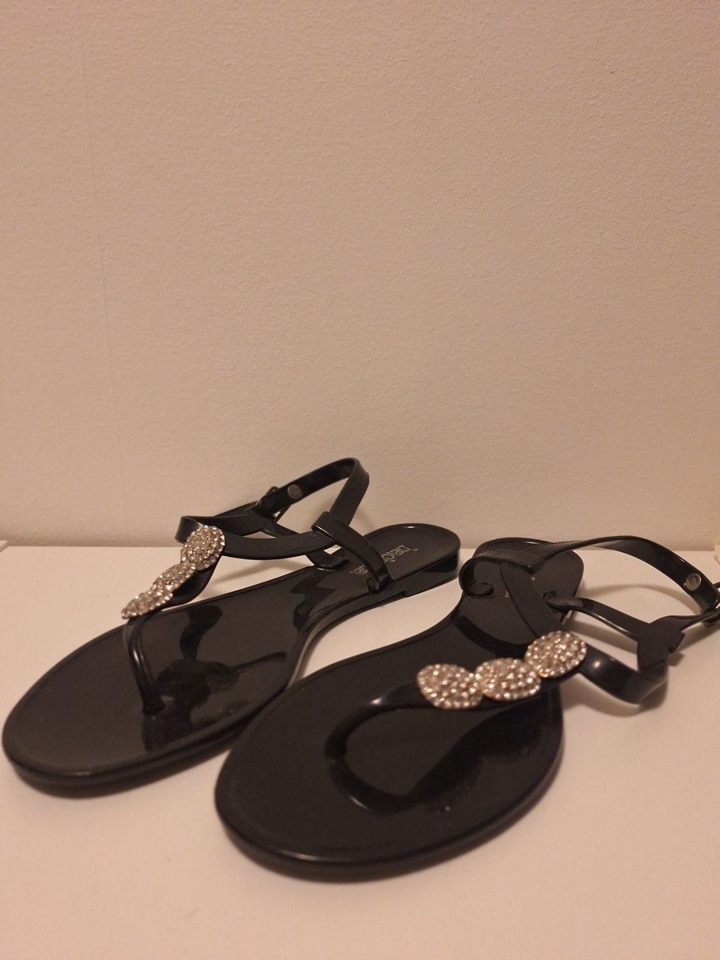 Chaussures femmes: Sandalen Damen schwarz – Neuf (Voir description) à Dielsdorf par annaroma71