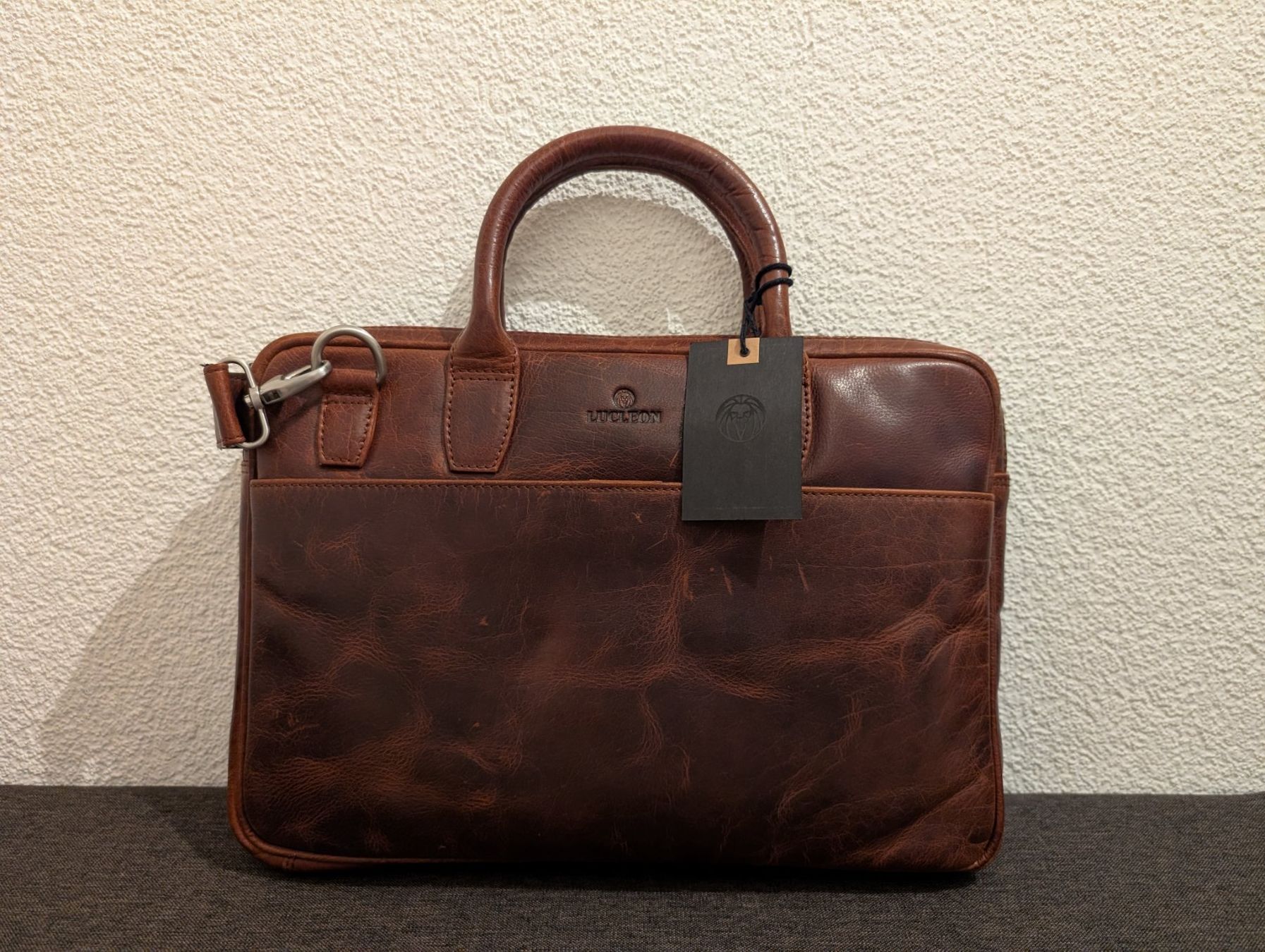 Borse: Hellbraune Laptop Ledertasche 13 Zoll – Nuovo e nell'imballaggio originale da Basel venduto da n0daft