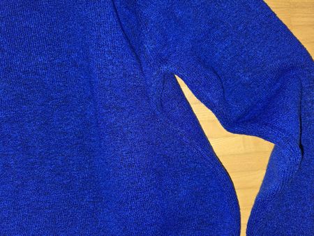 Winter Pullover in Königsblau, Grösse S - nie getragen