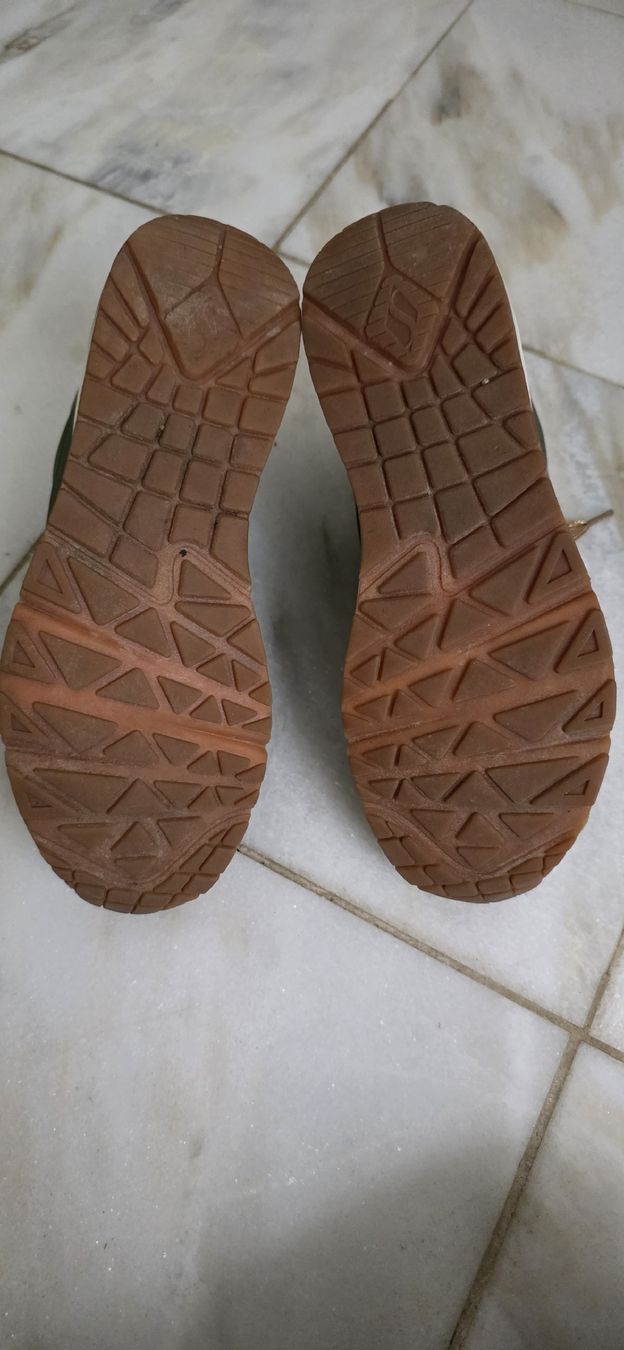 Skechers Scarpe da donna: Sneaker Sketchers Uno Gr. 7 – Usato da Ehrendingen venduto da kikiflo 3