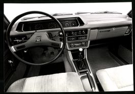 Fotografie Auto Mitsubishi Galant Sigma,