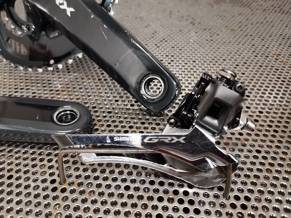 Dérailleur Avant Mavic 810 – Montage Collier – Vélo Course – Neuf (détail Défaut)