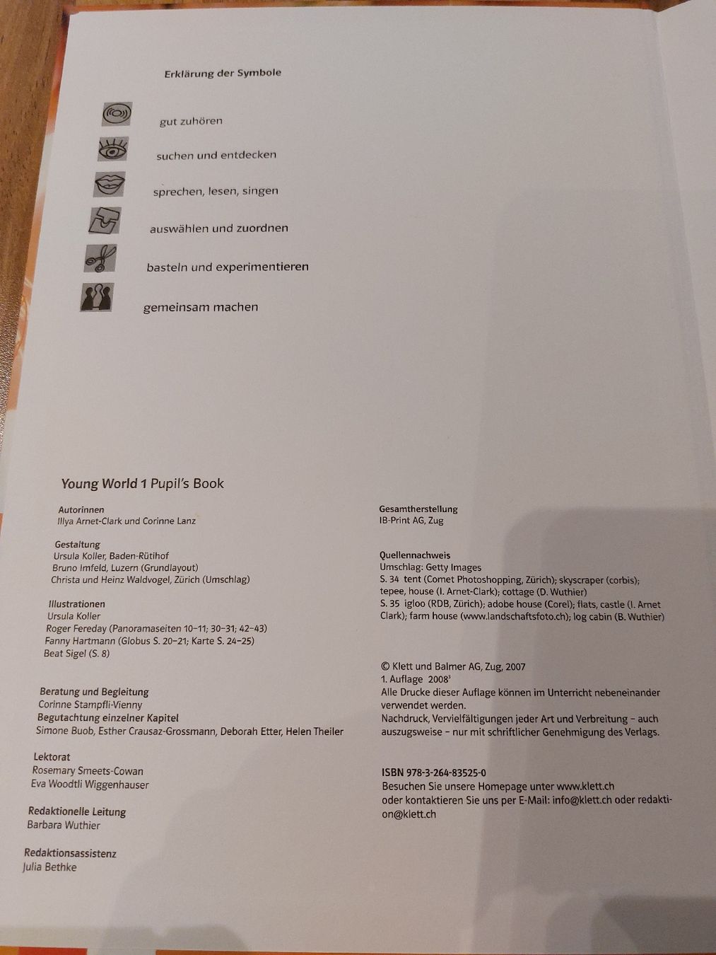Livres: Young World English Class 3  – D'occasion à Effretikon par swobdo 1