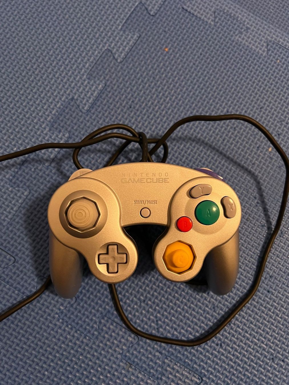 Nintendo Controller: original Nintendo GameCube Controller silber – Gebraucht aus Gossau SG von