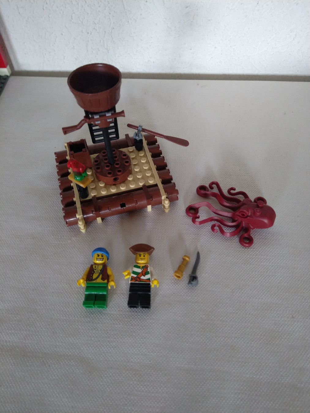 Lego Jeux de construction: Lego - Pirates 6240 – D'occasion à Les Brenets par LEGOFOREVER