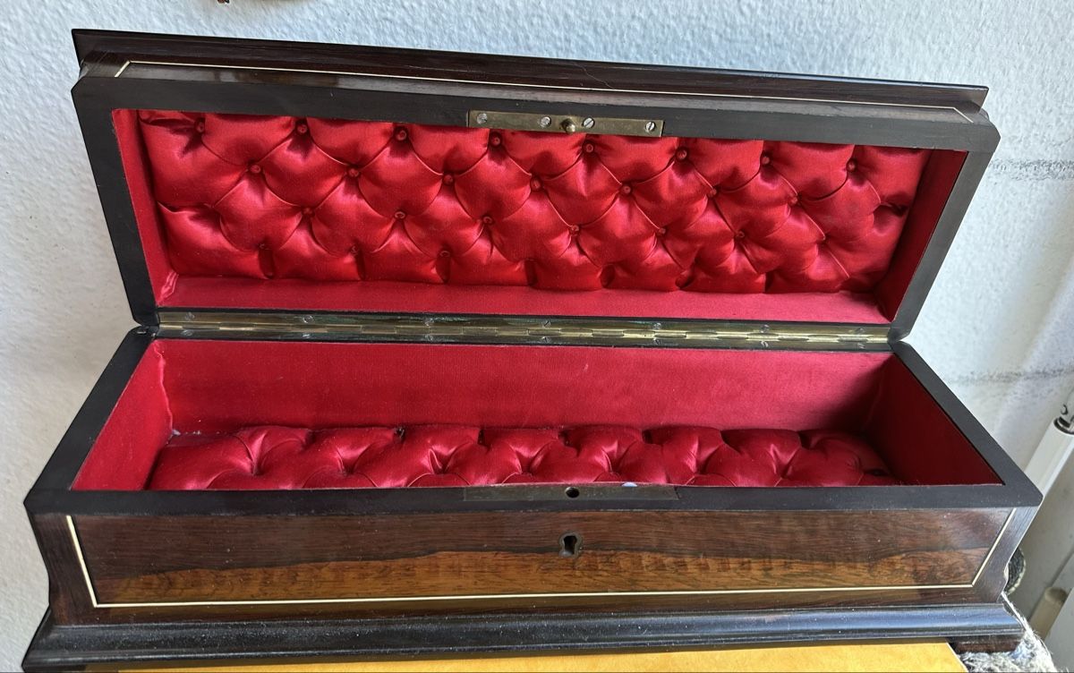 Barattoli: Wunderschöne antike Schmuckschatulle mit Perlmutt-Intarsien – Usato da Zürich venduto da c_d_r