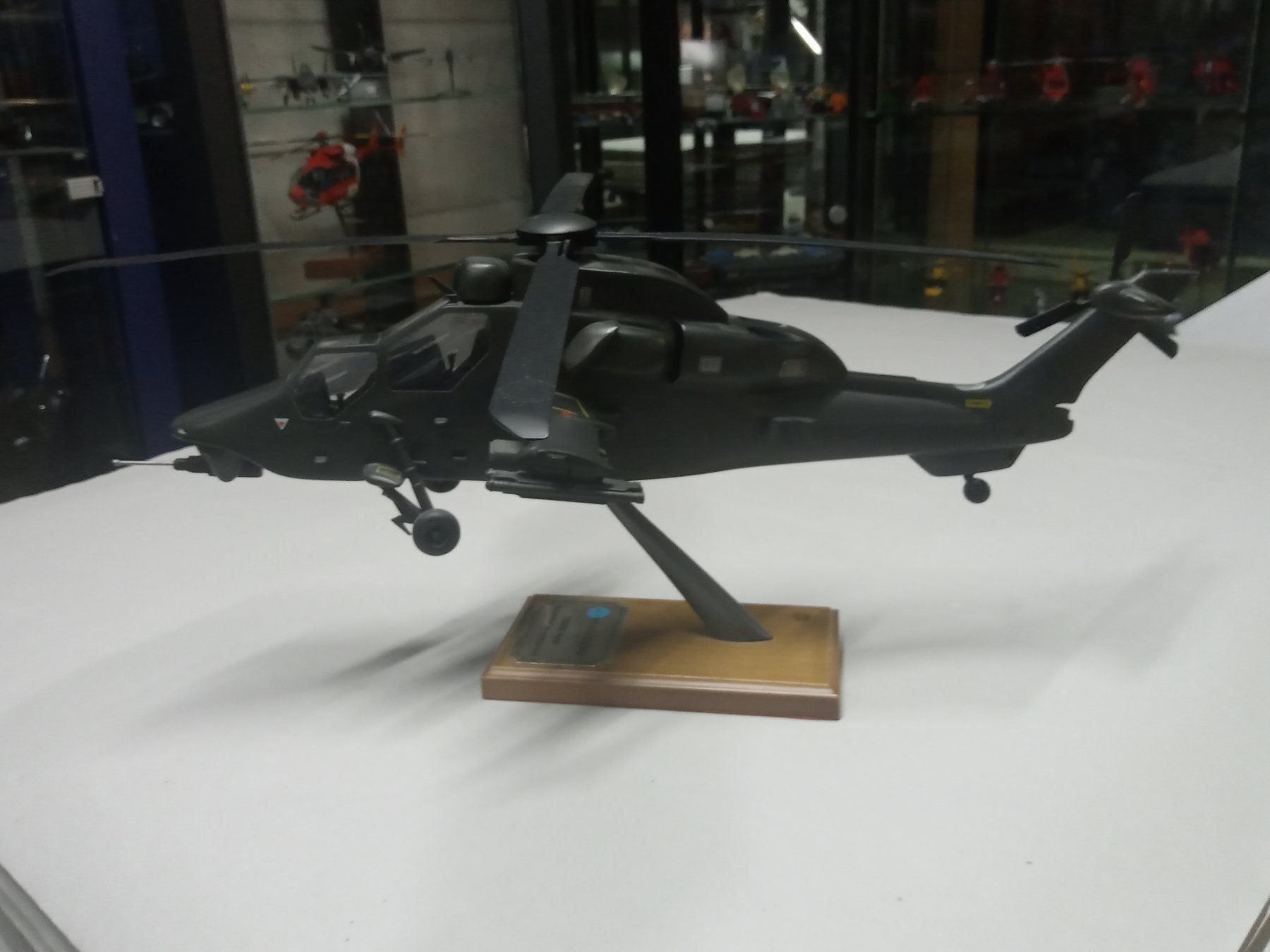 Kits de montage: Piazzai Models Tiger – Défectueux à Interlaken par F.Loco 1