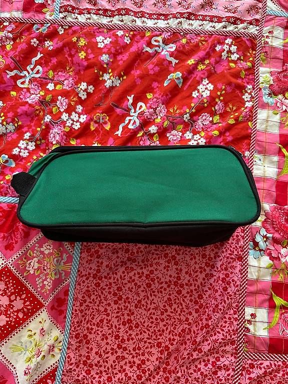 Puma Borse: Trousse Sporting Portugal – Usato da Lausanne venduto da PeixotoBruno 1