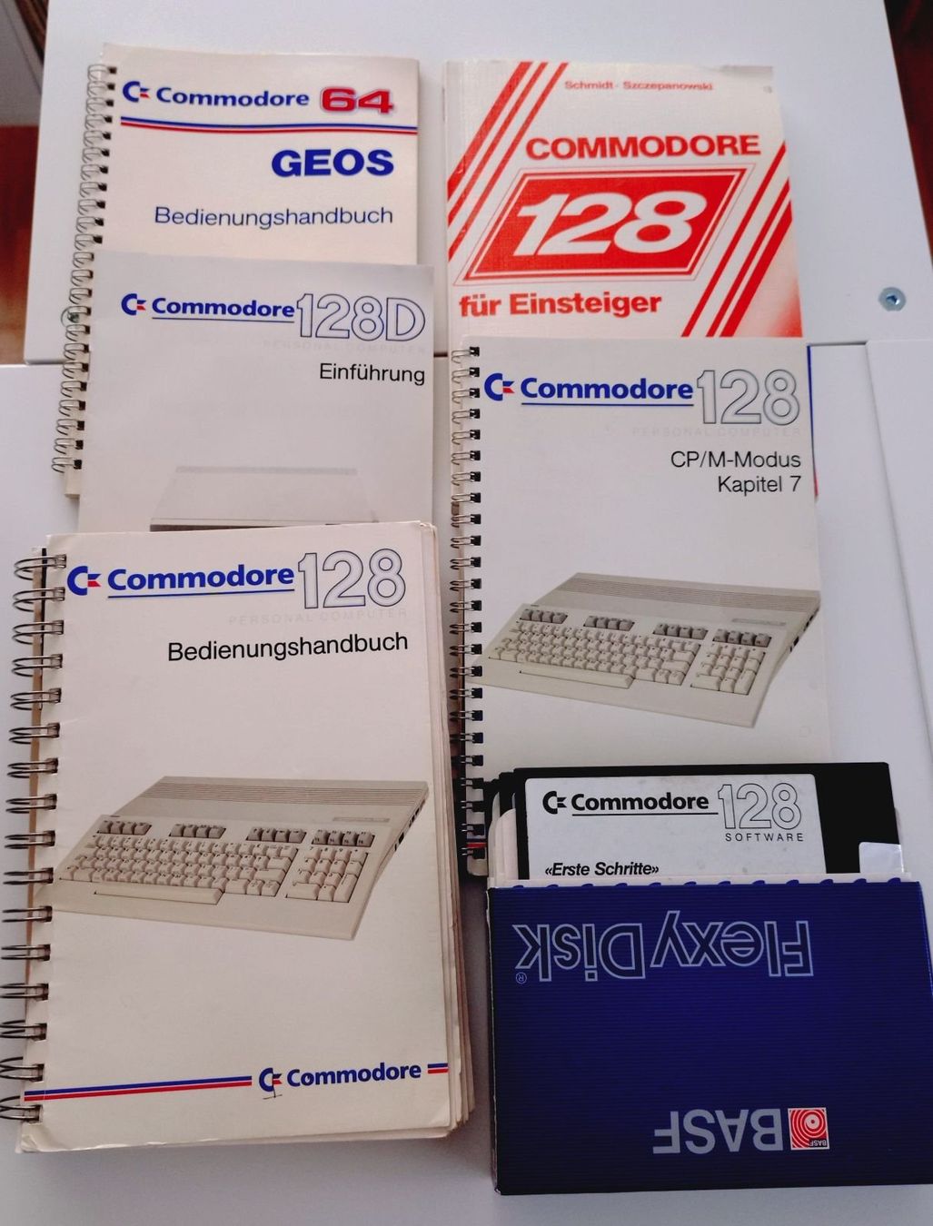 Commodore PCs: Commodore C128D & Commodore 1901 – D'occasion à Grüningen par Stargazer 3
