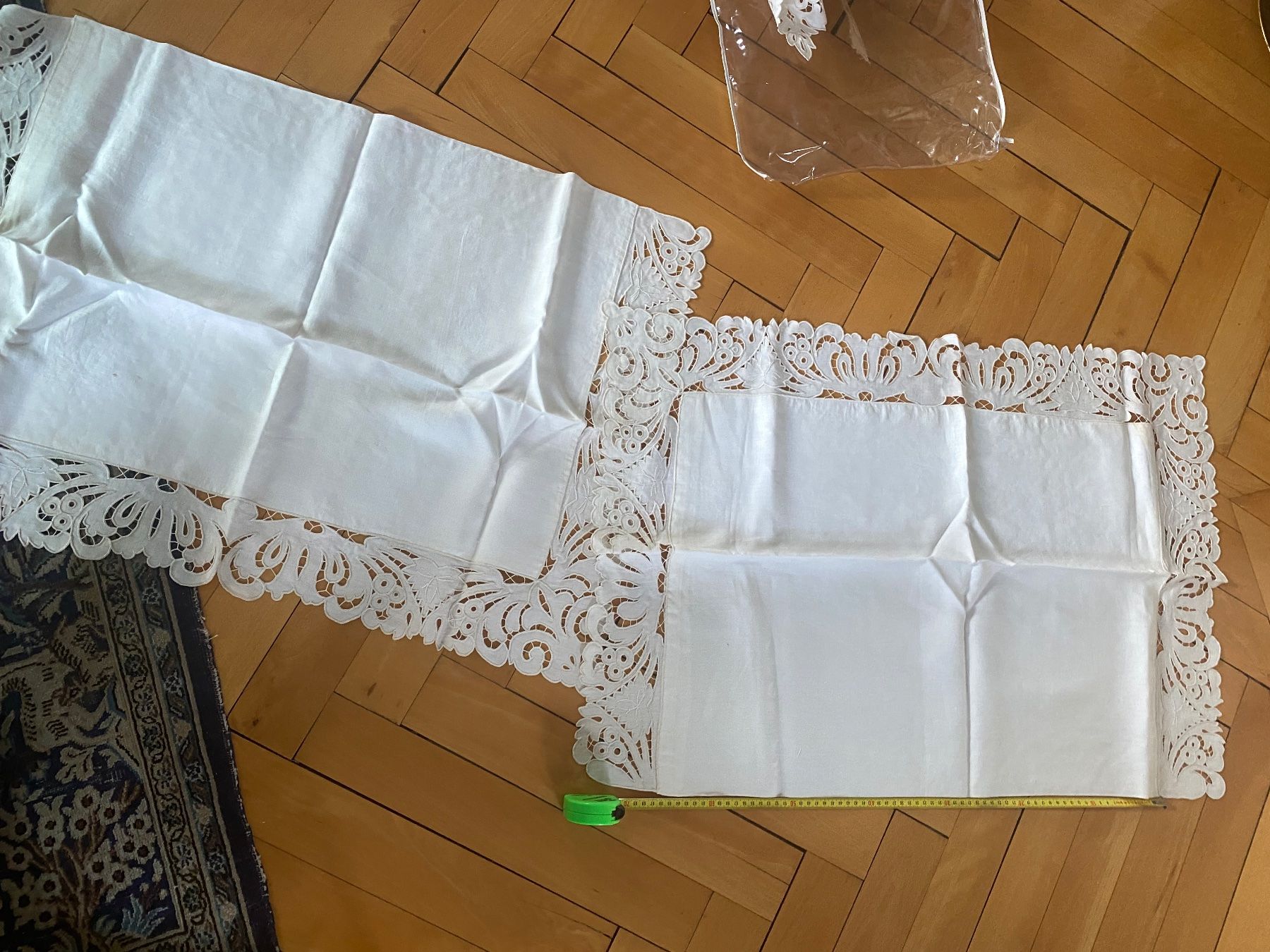 Biancheria da letto: Drap en lin brodé à la main ancien – Nuovo (secondo la descrizione) da Küssnacht am Rigi venduto da FFKA 6