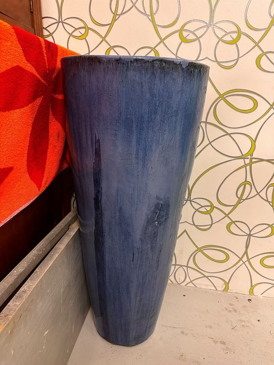 Blumentopf blau 90 cm hoch Kaufen auf Ricardo