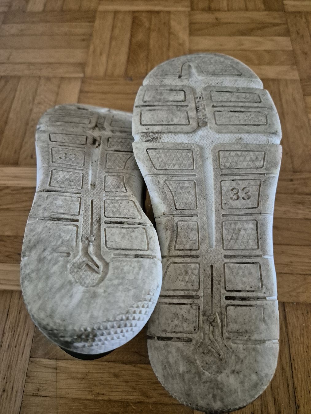 Scarpe per ragazzi: Schuhe Gr. 33 – Usato da Kappel SO venduto da tiger1921 1