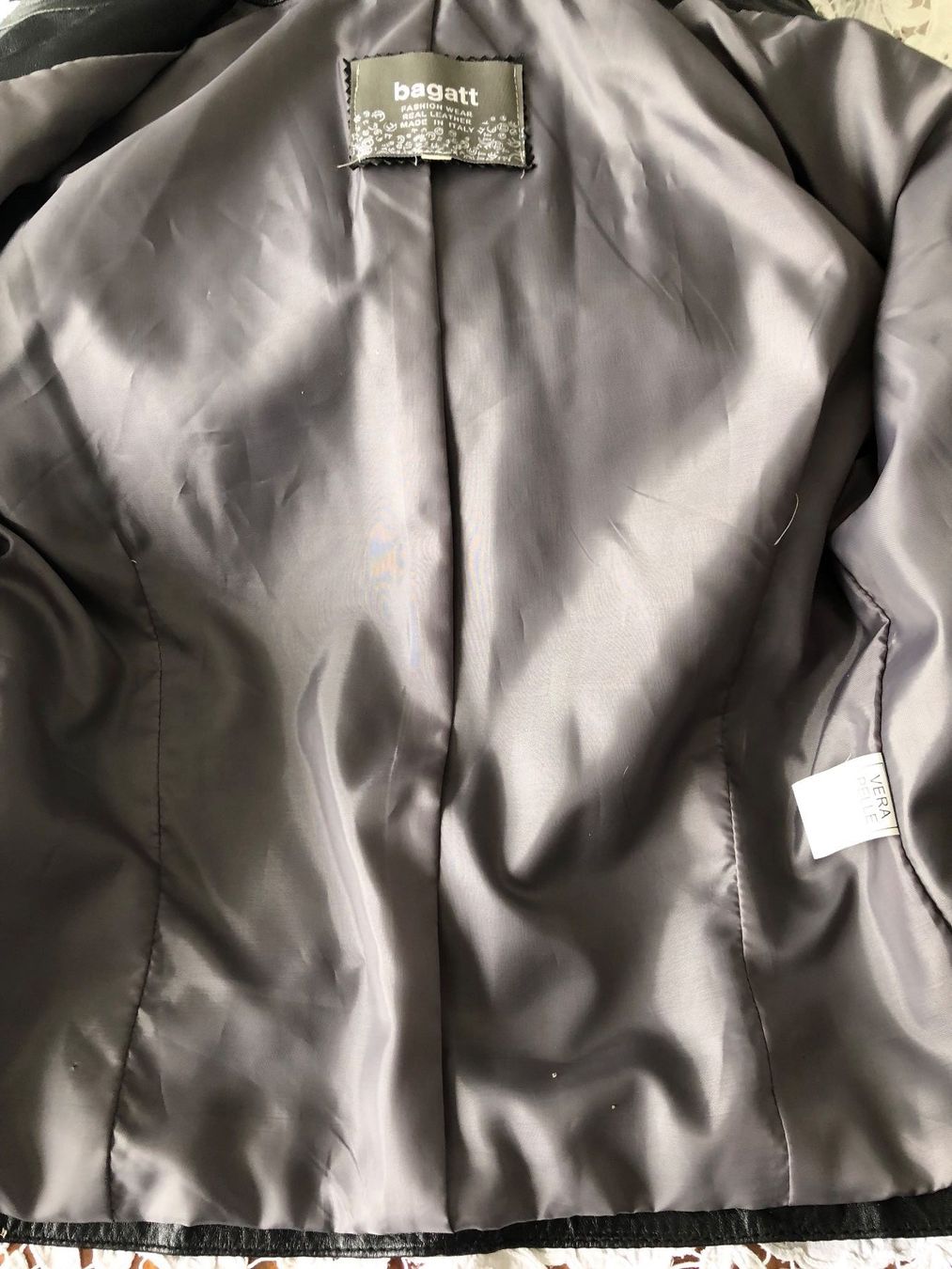 Giacche: Lederjacke – Usato da Niederhasli venduto da bluedog21 2