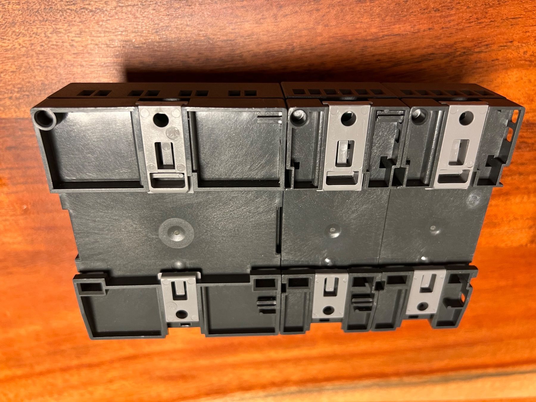 Siemens Componenti elettronici: Siemens LOGO 6! /  DC12/24V – Usato da Romanshorn venduto da DonRicardoo 1