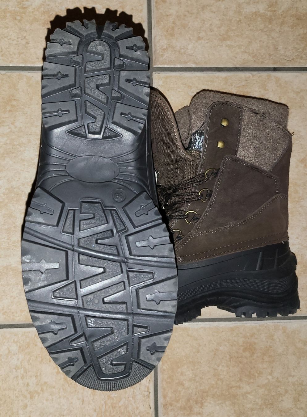 Scarpe da uomo: Bottes étanches 39 – Nuovo (secondo la descrizione) da Sion venduto da Oonathoo 1