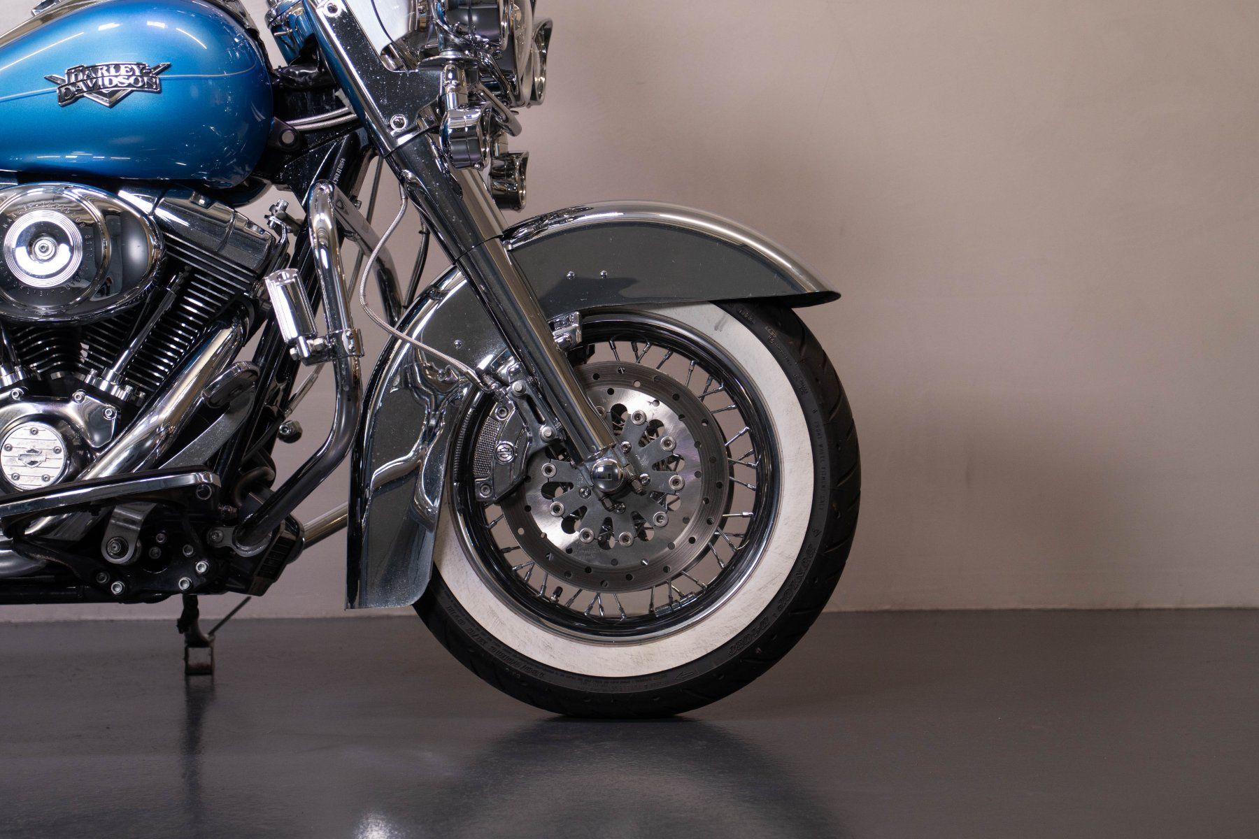 Harley-Davidson Touring: Harley-Davidson Road King Classic – Usato da Hünenberg venduto da Maxim369 9